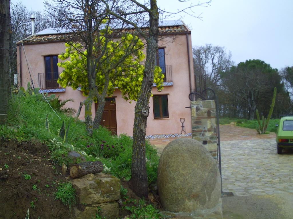 Agriturismo San Pietro Gangi Exterior photo